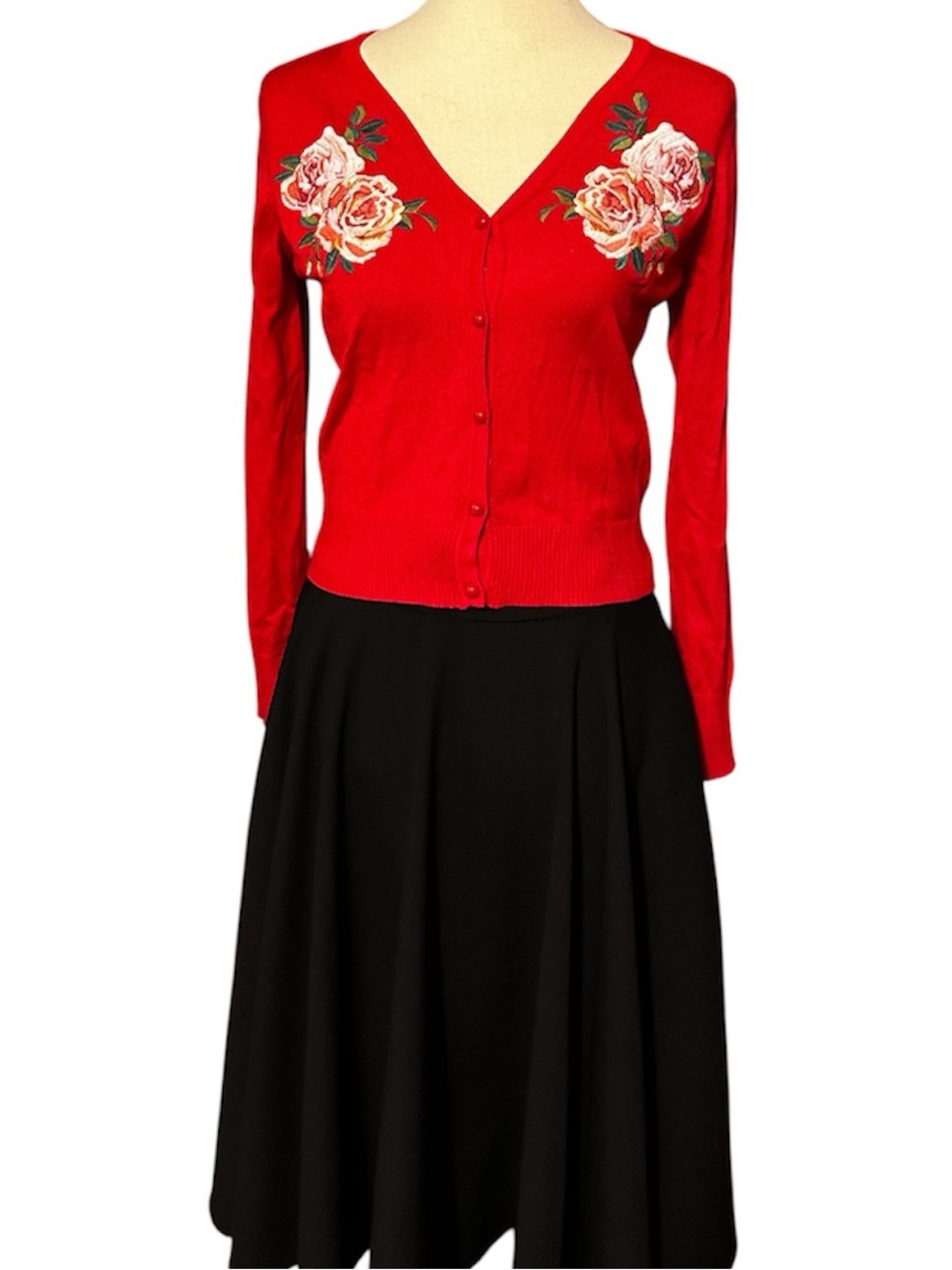 Hearts & Roses Cardigan in Red - Picture 5 of 8